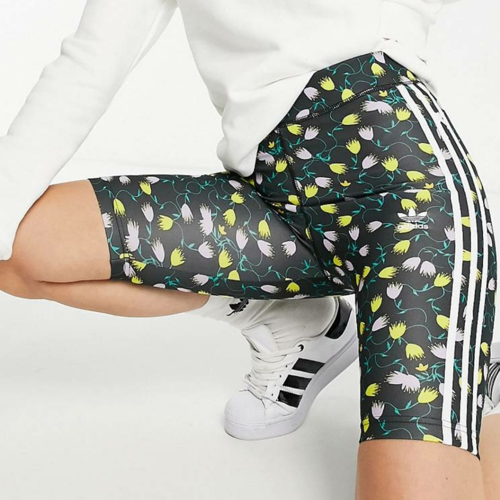 Nwot Adidas originals biker shorts